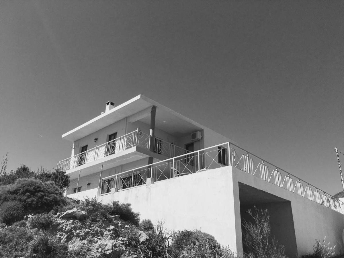 Villa Kalli - Porto Ennia Vromopousi Екстер'єр фото