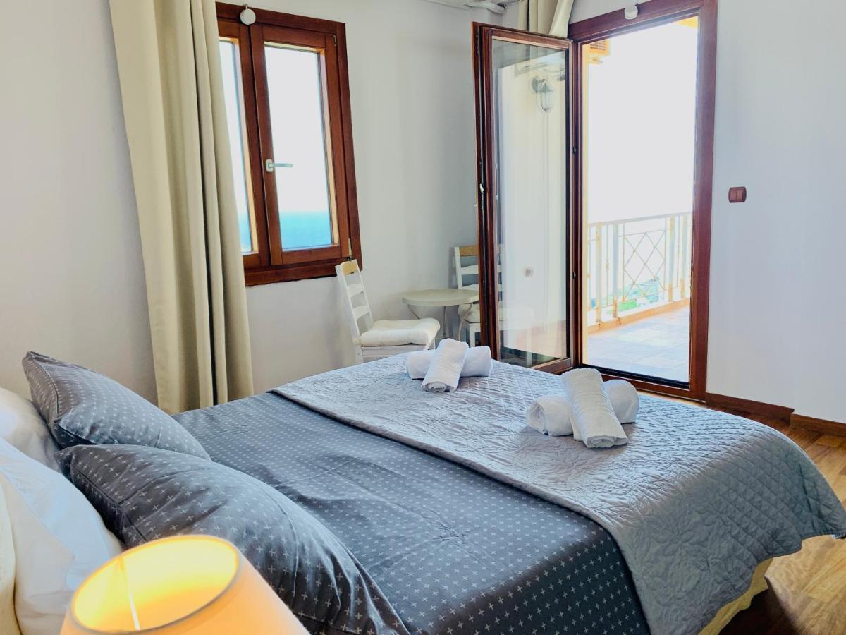 Villa Kalli - Porto Ennia Vromopousi Екстер'єр фото