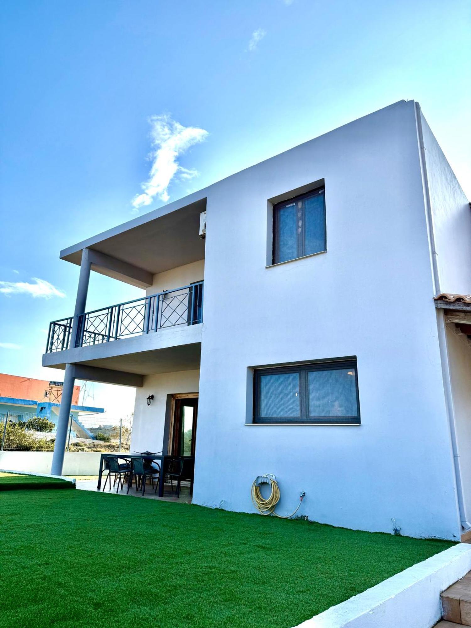 Villa Kalli - Porto Ennia Vromopousi Екстер'єр фото